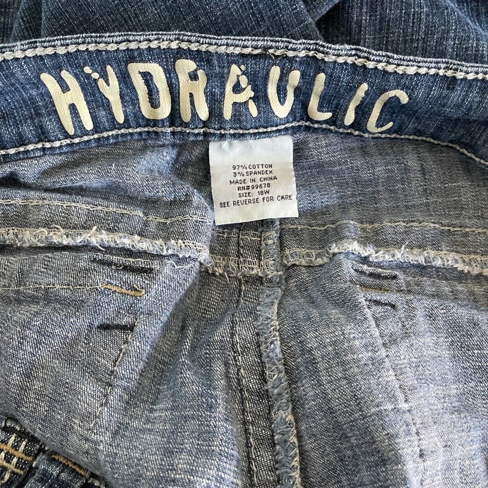 HYDRAULIC jeans